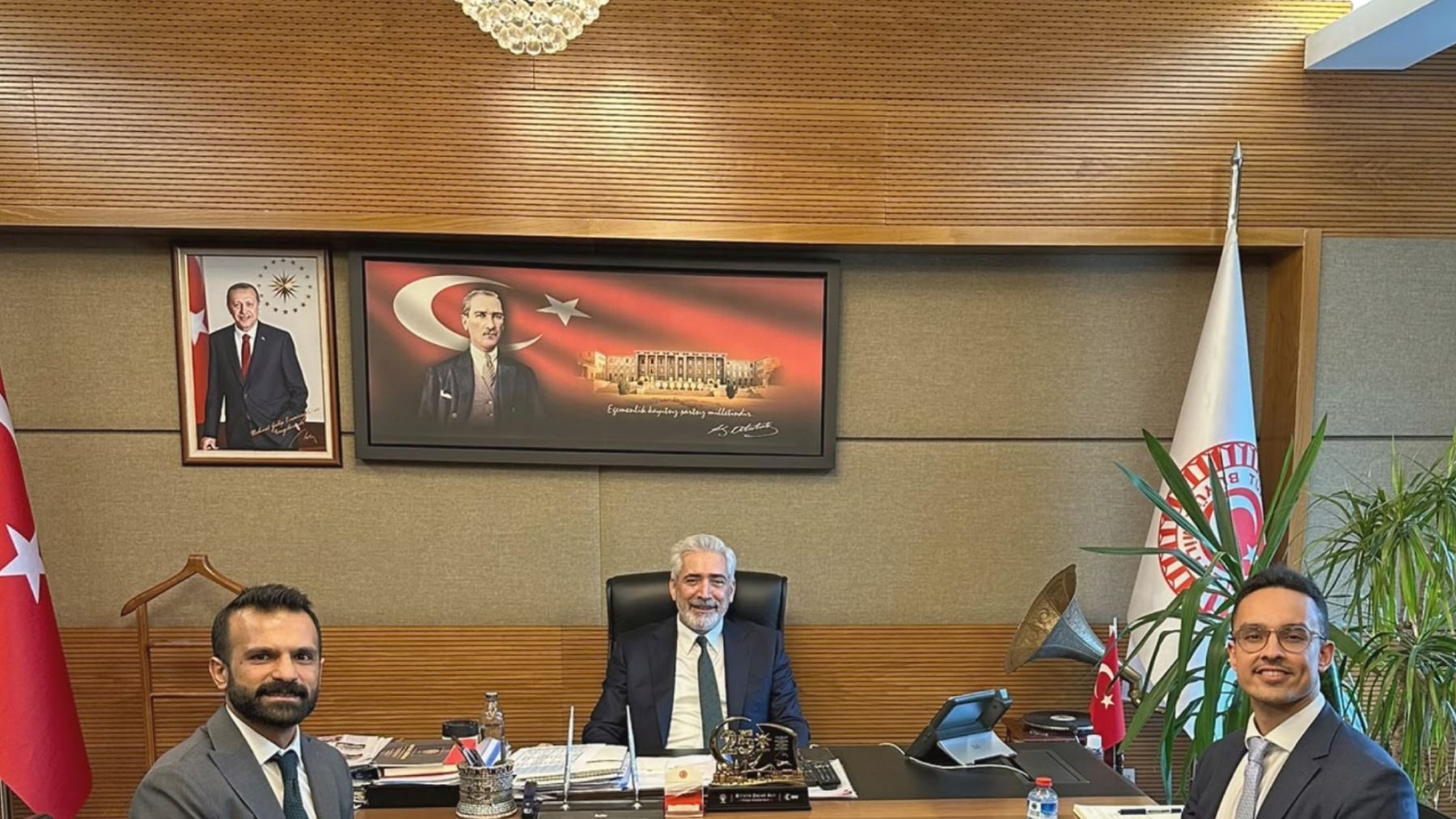 Birleşik Krallık Ankara Büyükelçiliği heyeti TBMM'de ziyaret etti